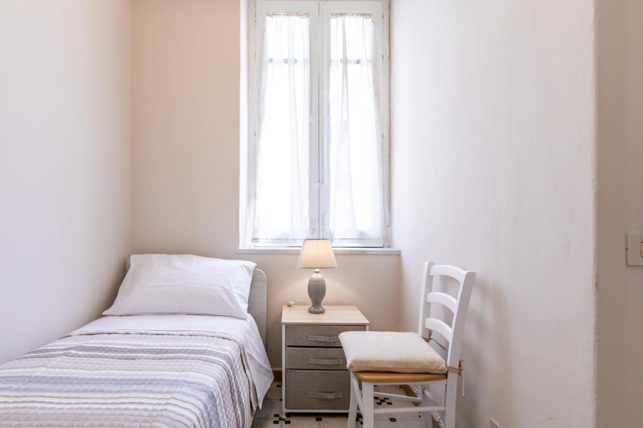 Stazione Notarbartolo Bright & Cozy Apartment Palermo Ngoại thất bức ảnh