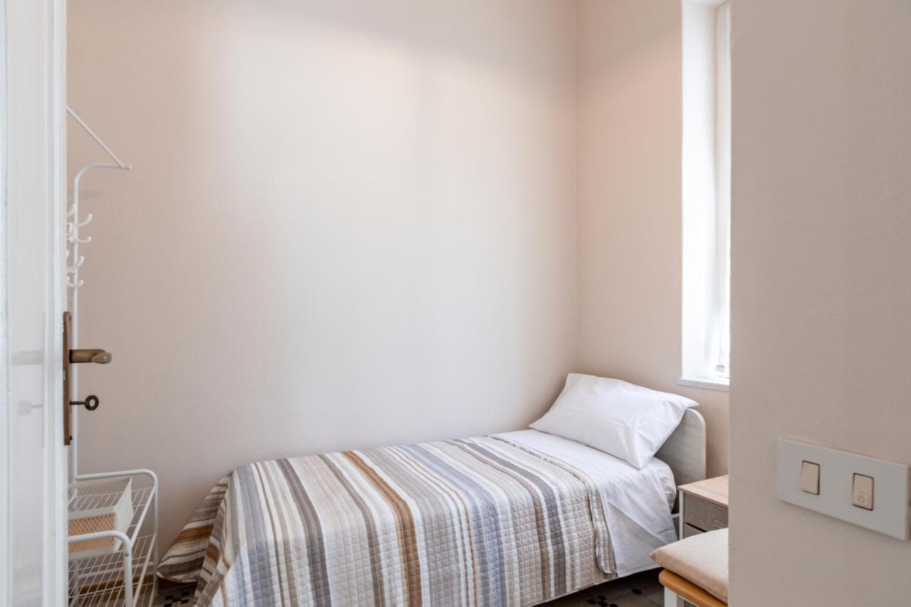 Stazione Notarbartolo Bright & Cozy Apartment Palermo Ngoại thất bức ảnh